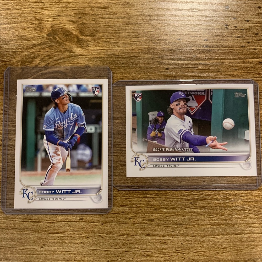 Two Bobby Whitt Jr rookie Cards